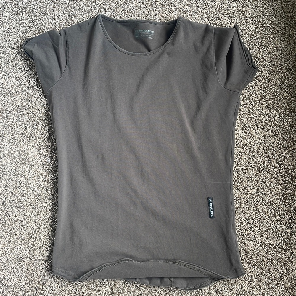 Mens Alphalete shirt